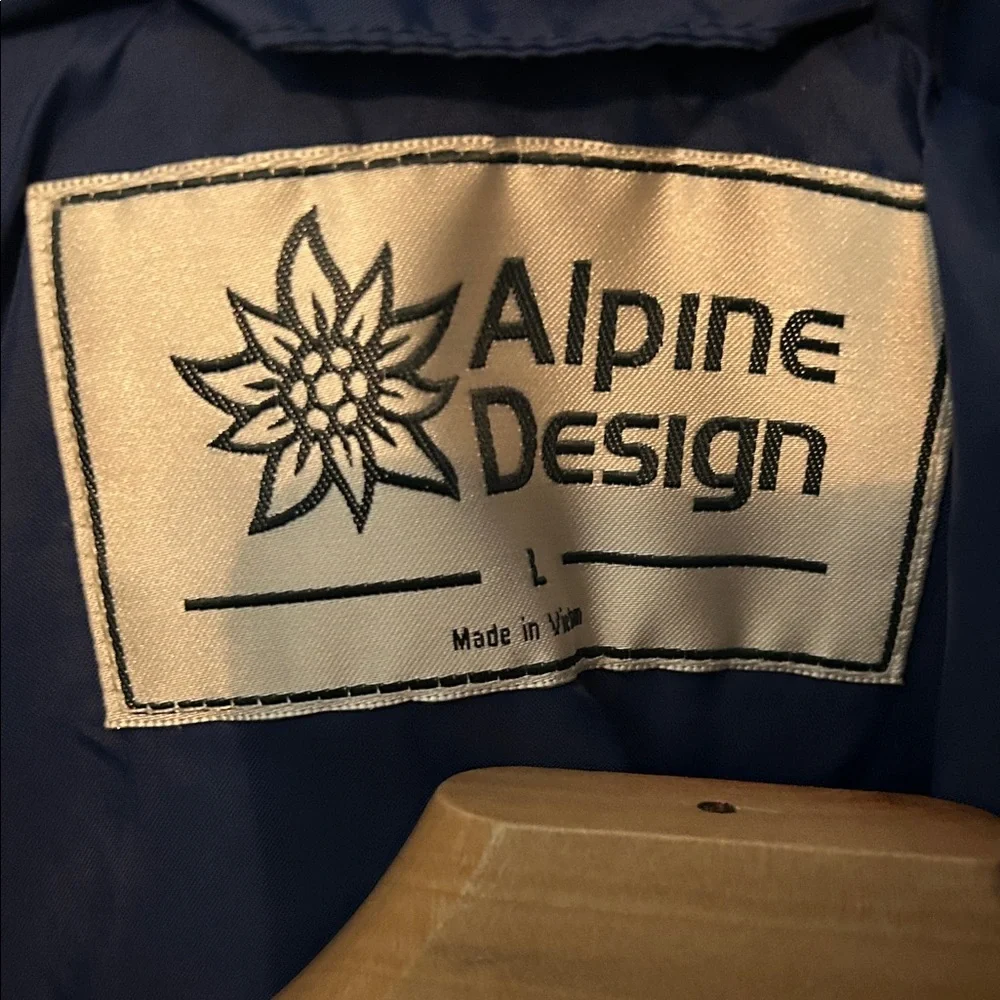 Alpine Design Women's Navy Blue Quilted Puffer Jacket - Picture 4 of 9